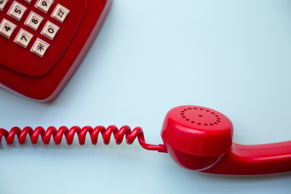 טלפון אדום - הלקוחה שלא לקחתי לסרב ללקוחות ולהישאר בחיים - עצמאית ומאושרת - ברושקה
